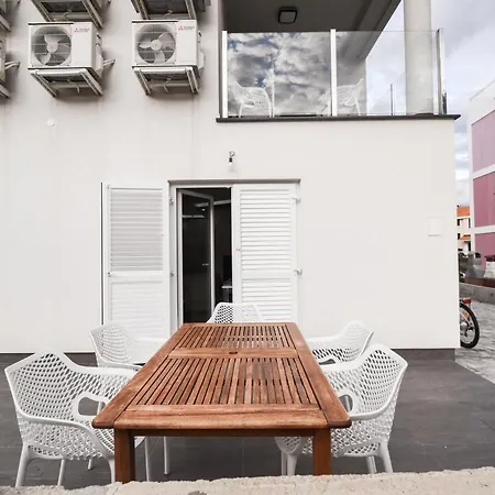 San Antonio-apartment Suzana ゲストハウス 3*