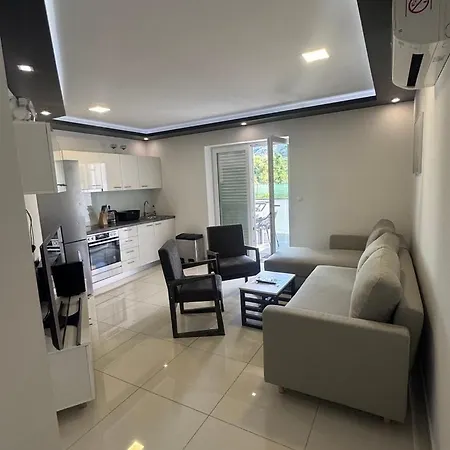 ゲストハウス San Antonio-apartment Suzana
